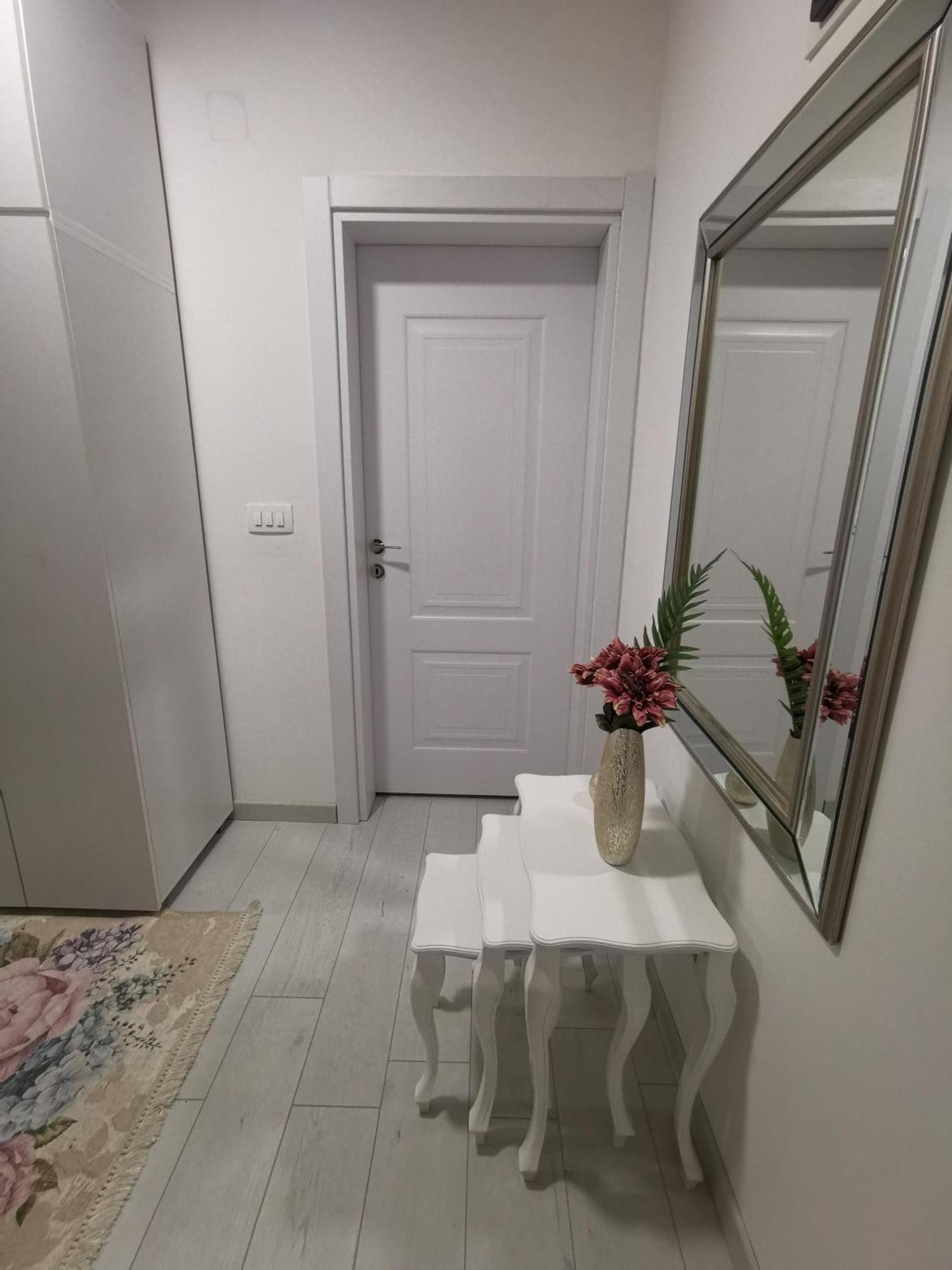 In Apartments Airport Mitrovici  Екстер'єр фото
